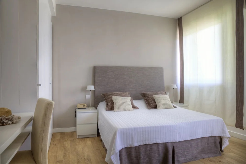 Hotel Mediterraneo - Chambres