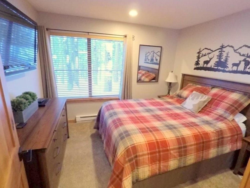 113 Standard Condo — 4