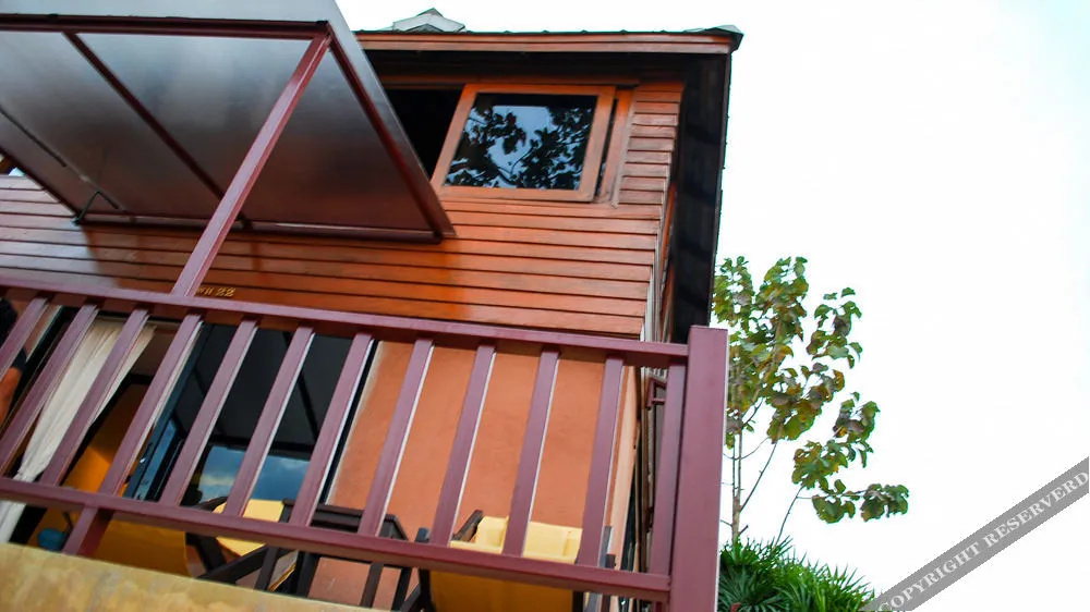 Balcony & Terrace