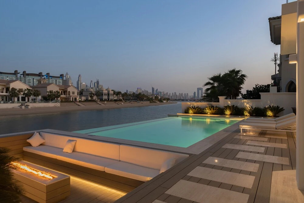 Palm Paradise- 5BR Villa - Infinity Pool image pool