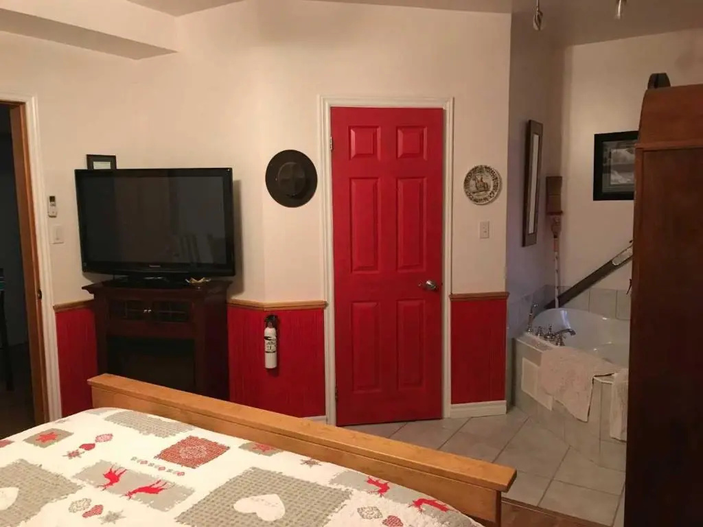 1 Bedroom Suite