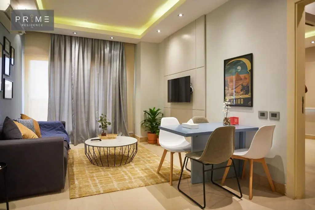2 Bedrooms Apartment