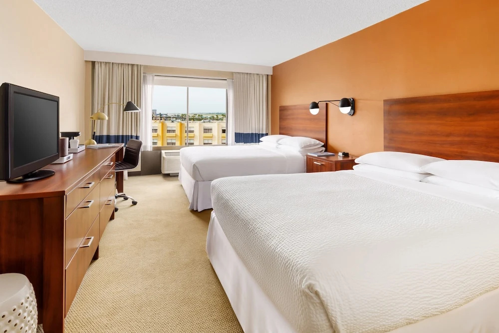 Four Points by Sheraton Los Angeles International Airport (USA) - Chambres