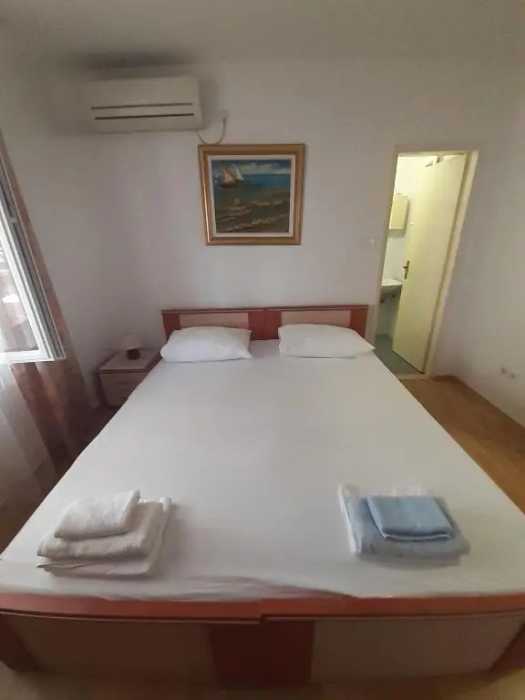 Guesthouse Niko - Chambres