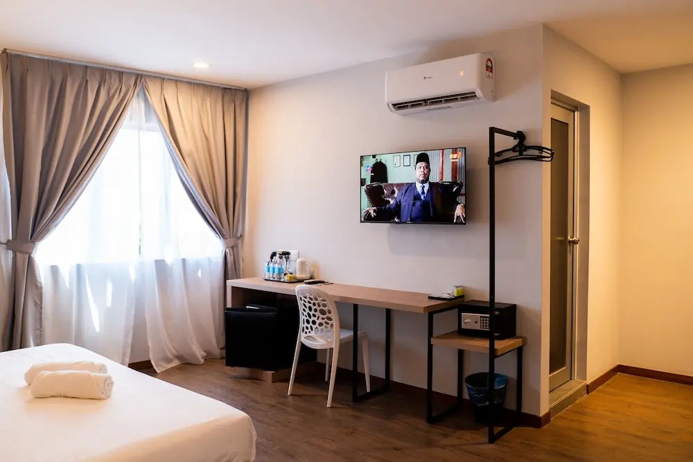 Executive Studio
