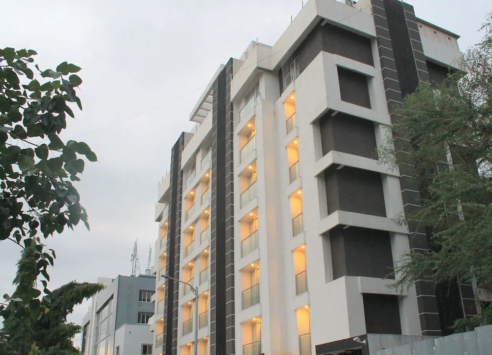 Magnus Star Residency