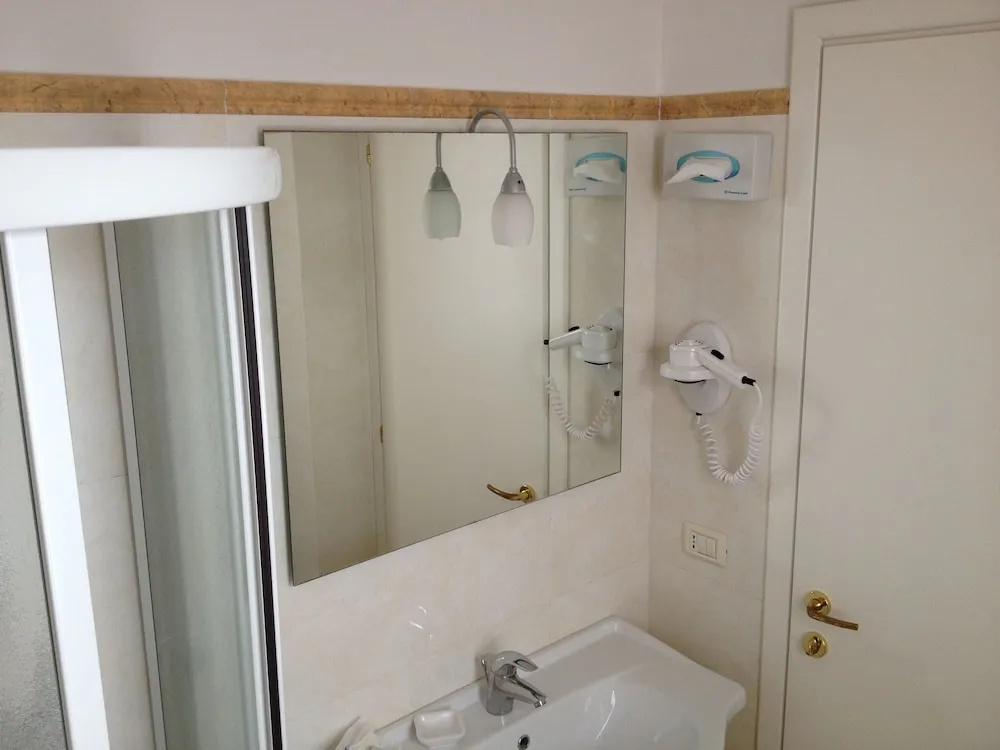 Mistral Hotel - Chambres