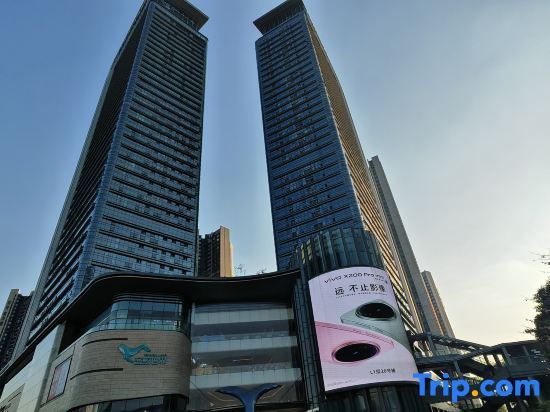 Guangming Space Youth Hostel (Blue Whale World, Fenghuangcheng Metro Station Branch)