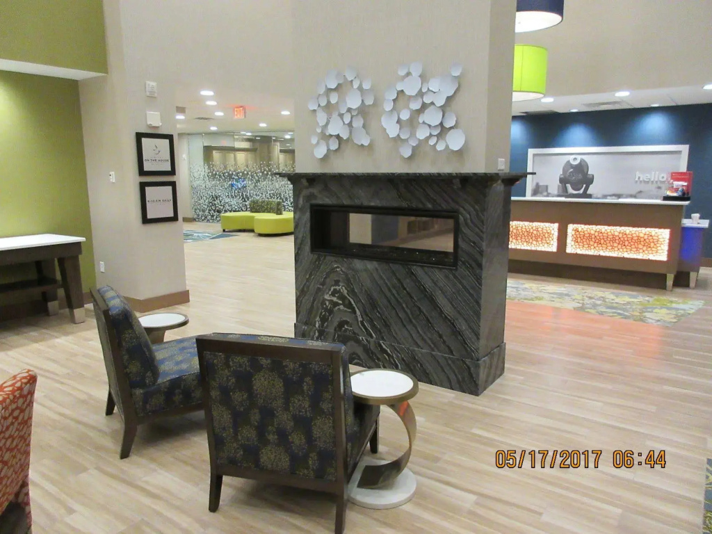 Hampton Inn & Suites Syracuse North Airport Area - фото 34