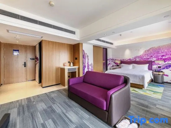Double Suite (full double bed)