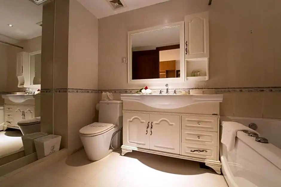 The White Hotel 8A Thai Van Lung - Chambres