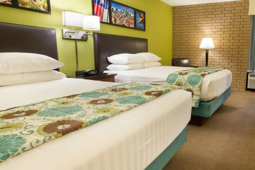 Heritage Inn Suites Houston/Sugar Land, Trademark by Wyndham - Général