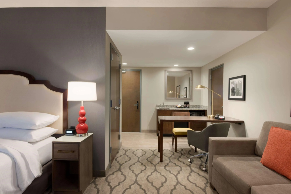 Embassy Suites by Hilton Chicago Naperville - фото 3
