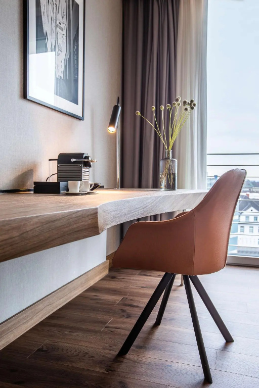 Premium Double room with city view (full double bed)