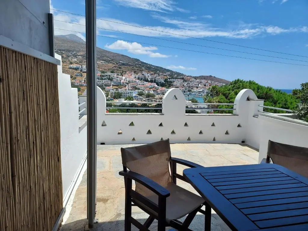 1 Bedroom Apartment with sea view