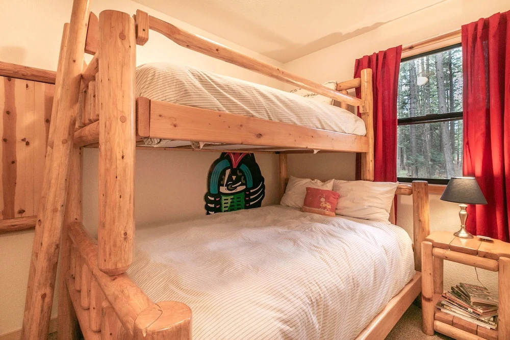 River Road Retreat Apartment 3 NW Comfy Cabins - фото 4