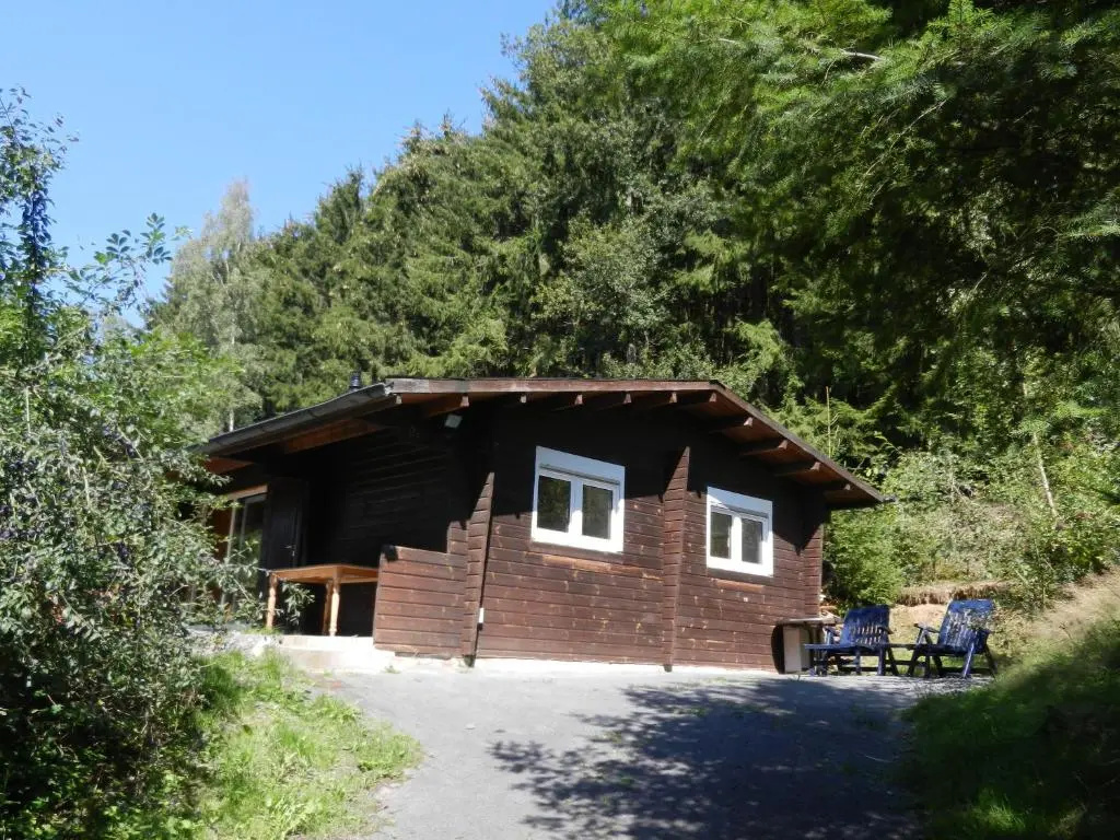 2 Bedrooms Cottage