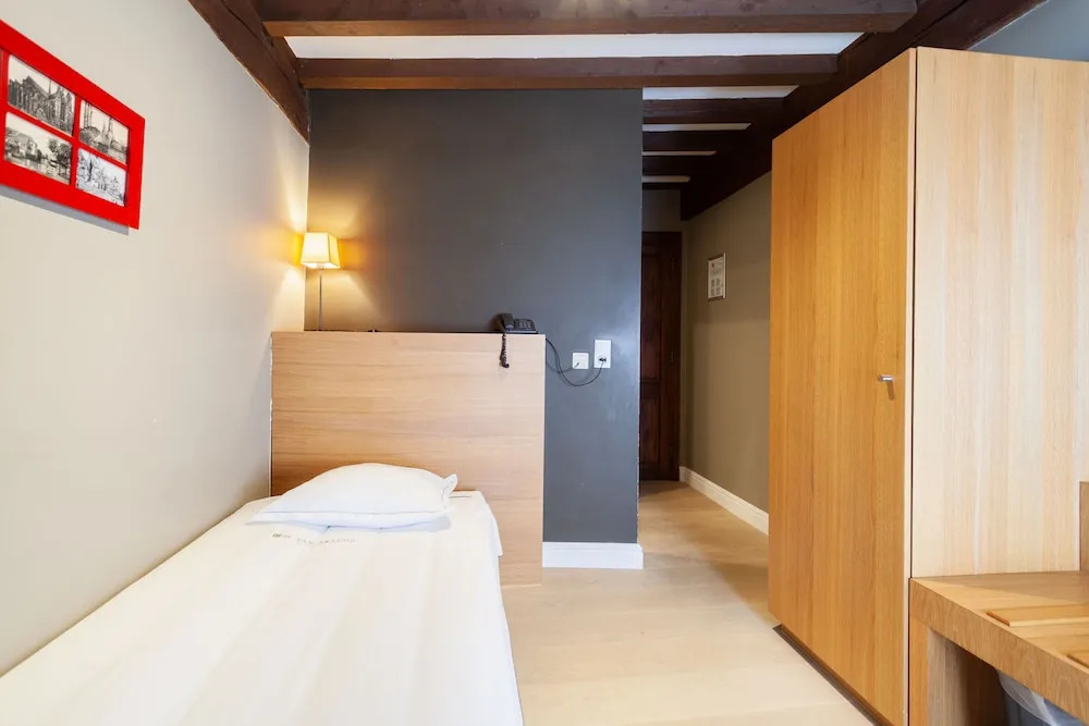 Hof van Aragon - Chambres
