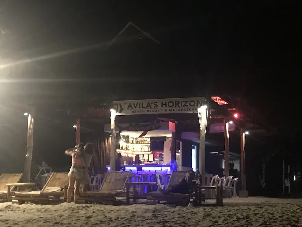 Avila's Horizon Dive Resort
