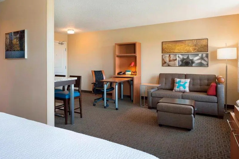 TownePlace Suites Chicago Naperville - Chambres