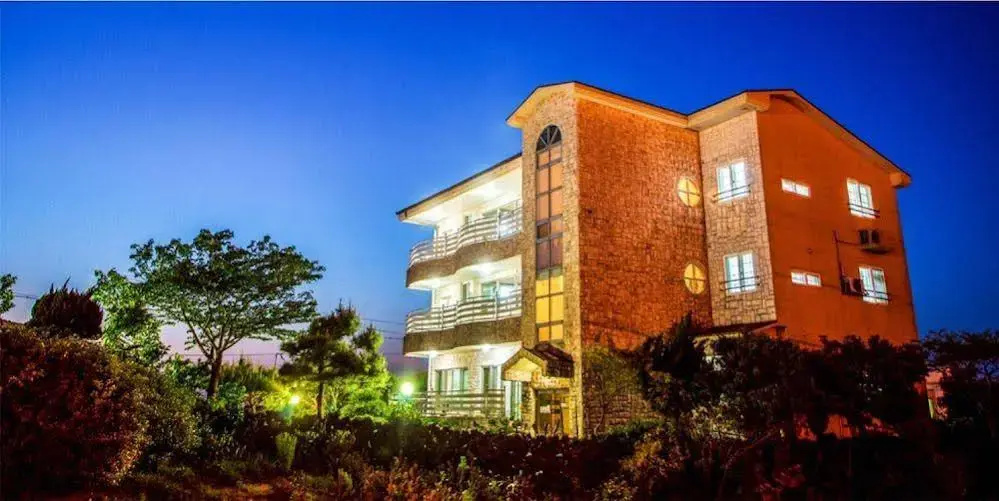 Sea & Park Pension