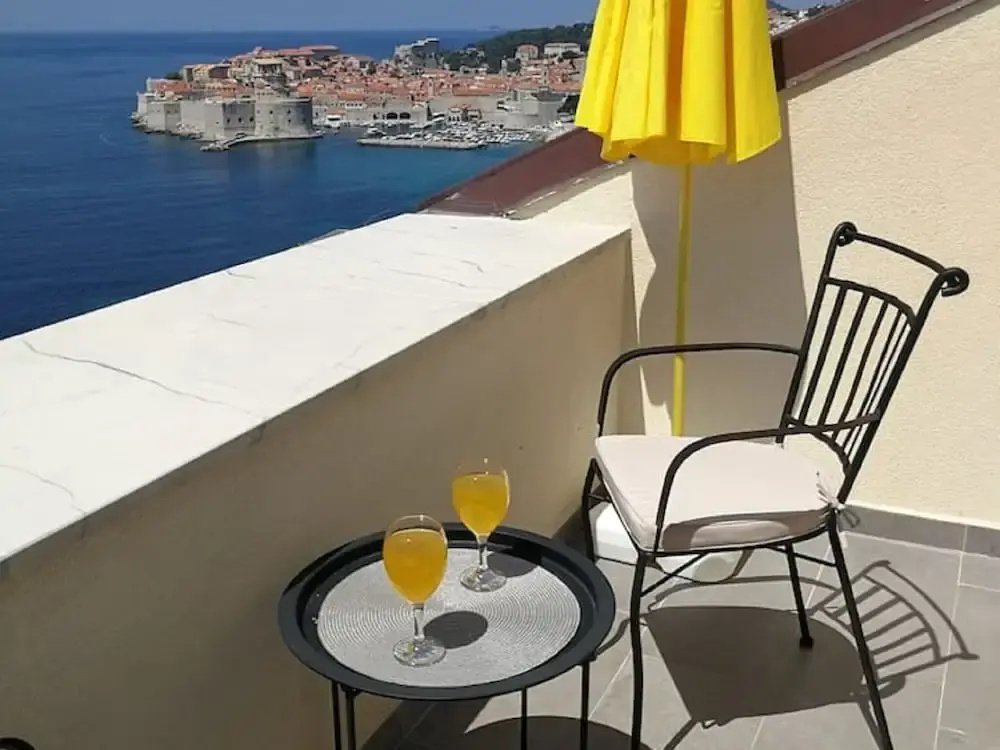 Apartments Horizon - Double Room With Balcony and Sea View