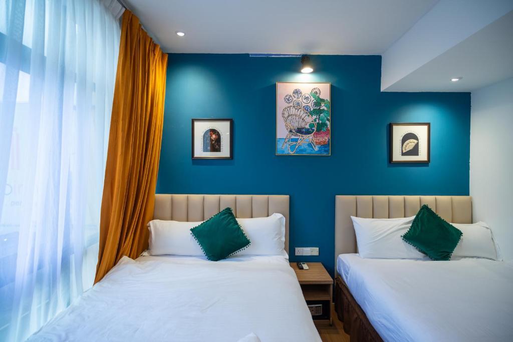 Apollo Inn