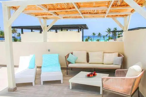 Beach Garden D4 Luxury Condo