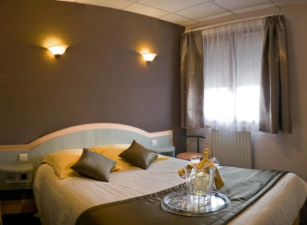Logis Hôtel Au Tambour - Chambres