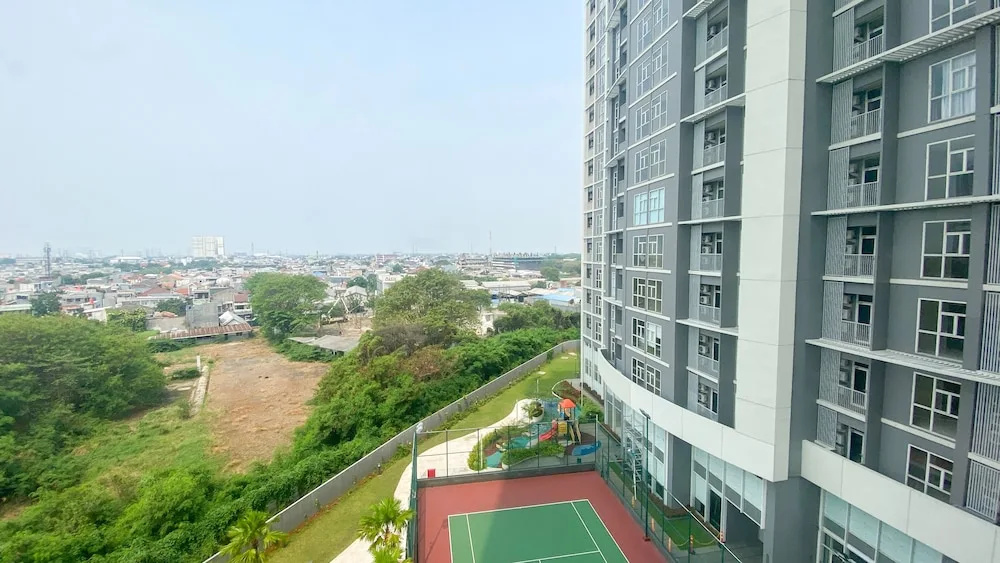 Homey And Warm 1Br At Ciputra International Apartment