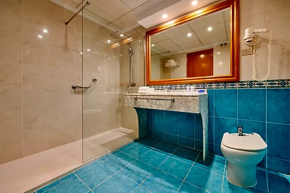 Hotel Juan De La Cosa - Chambres