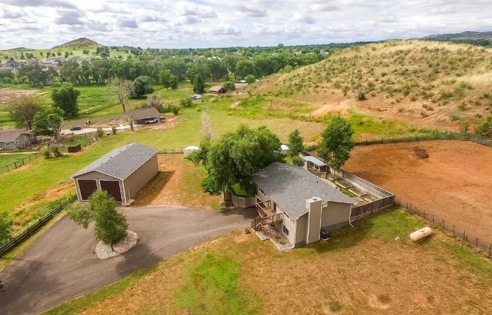 Hidden Valley Retreat Quiet Escape w/ Mtn Views!