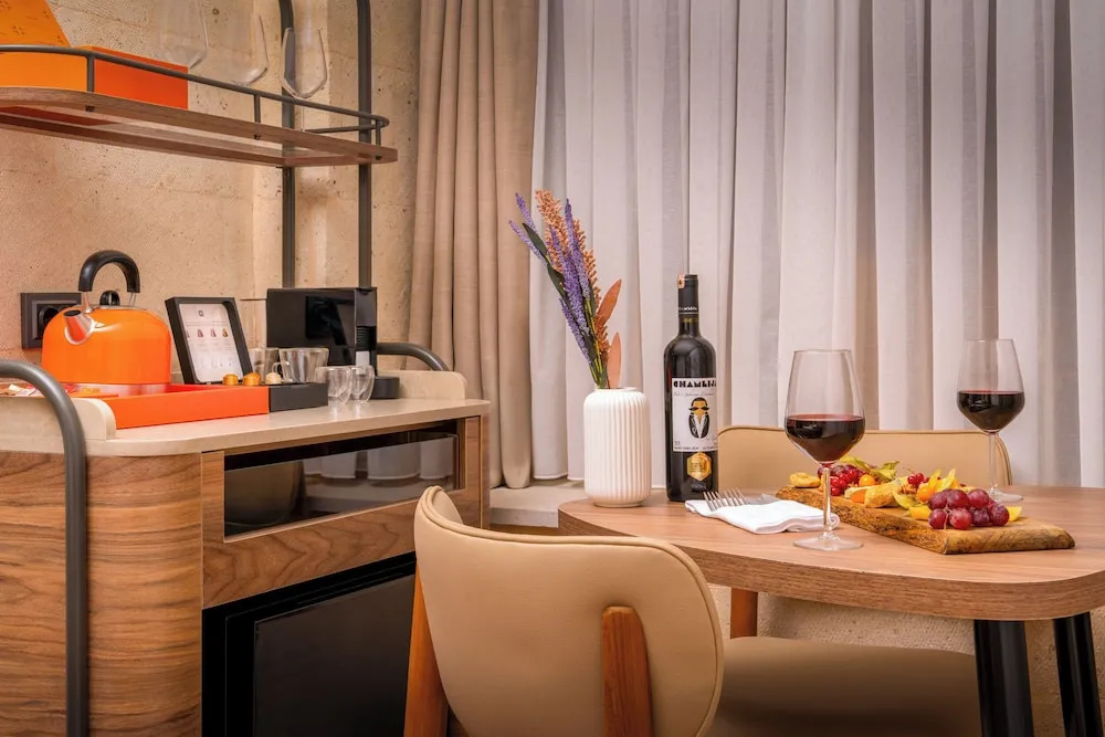Standard Double room with balcony (full double bed)