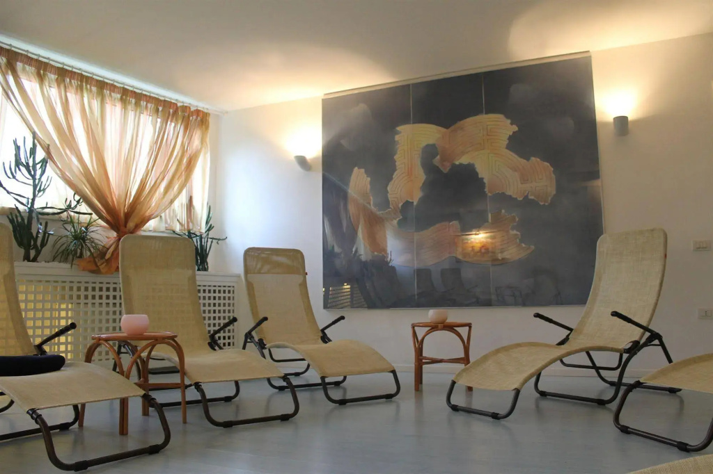 Hotel photo 11