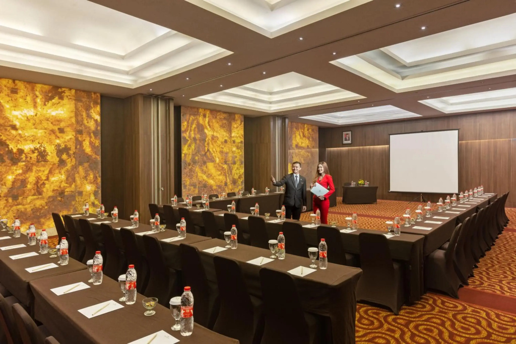 Hotel Santika Bandung - фото 18