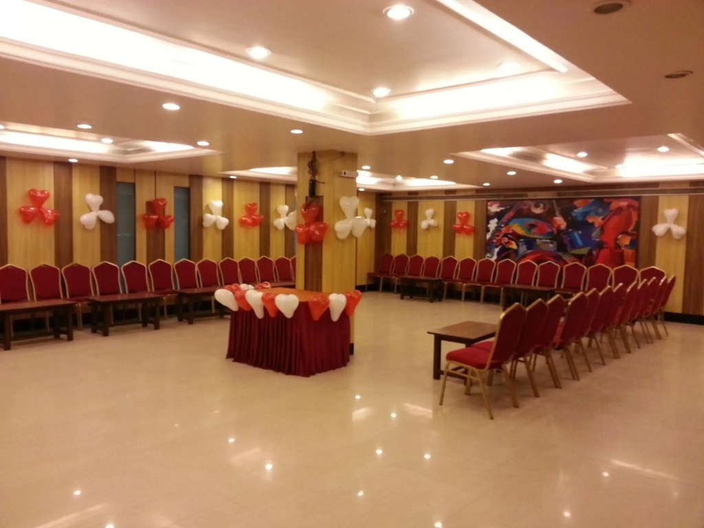 Hotel Sarthak - Général