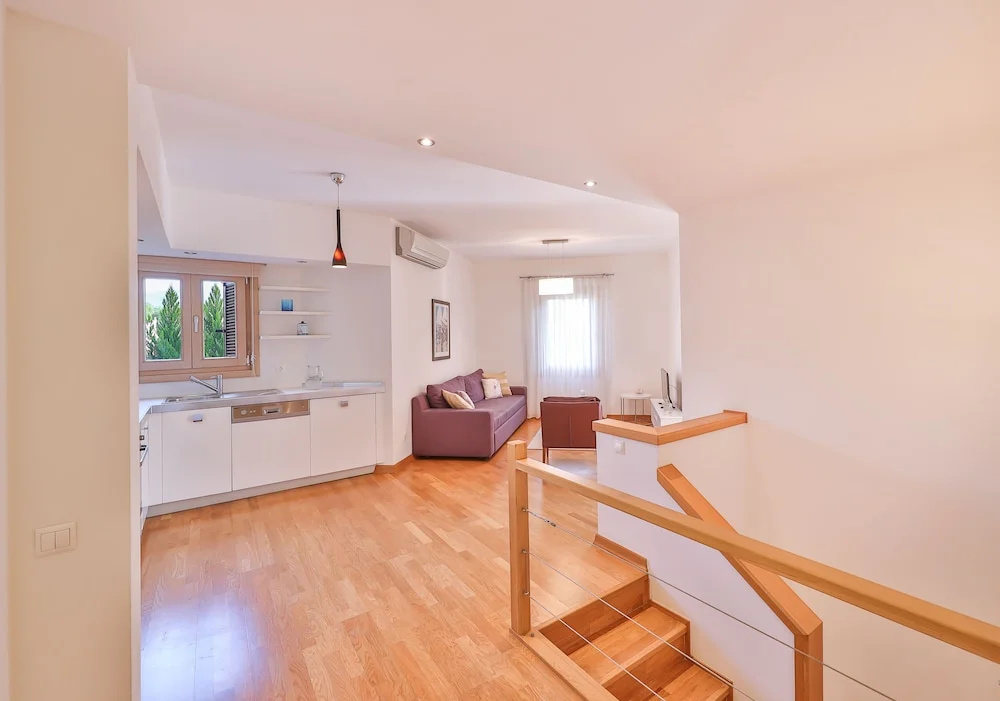 2 Bedrooms Deluxe Duplex room with view