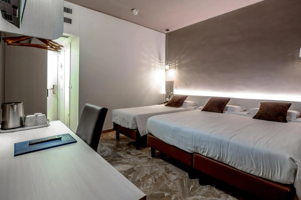 Hotel photo 7