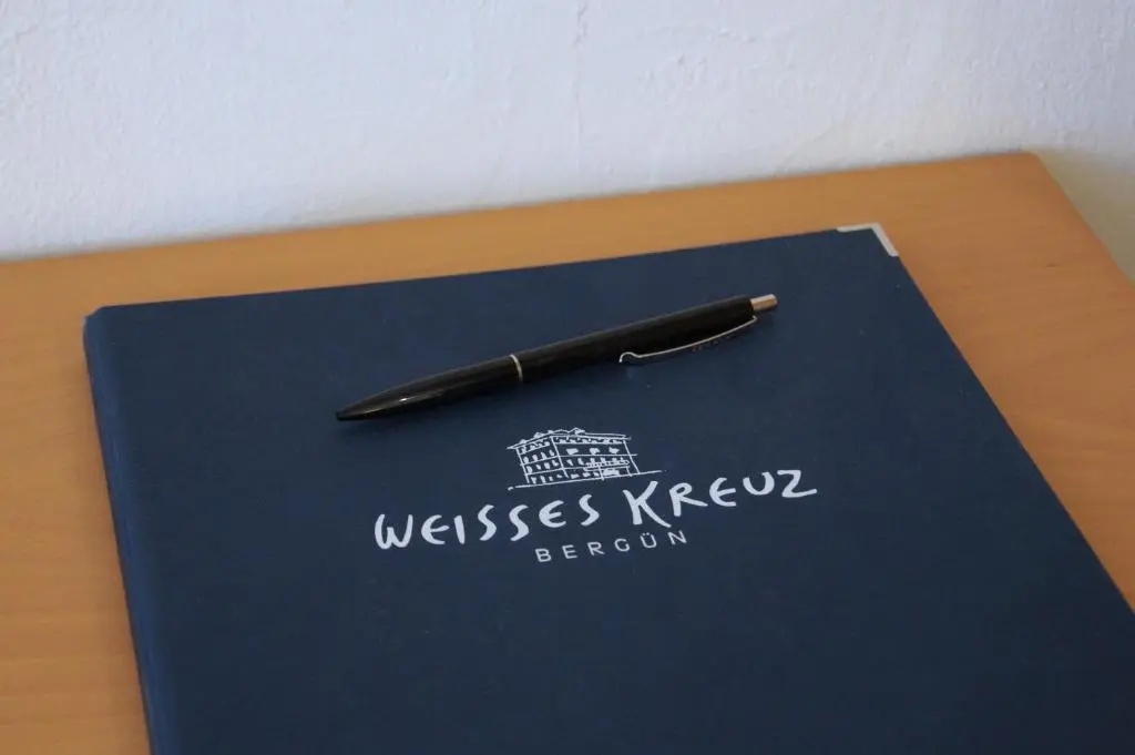 Hotel Weisses Kreuz - Chambres