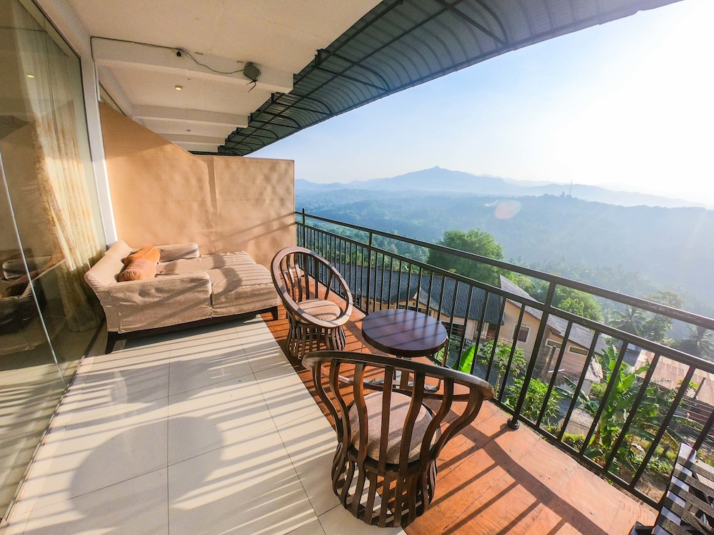 Romance Hills Hotel - Général