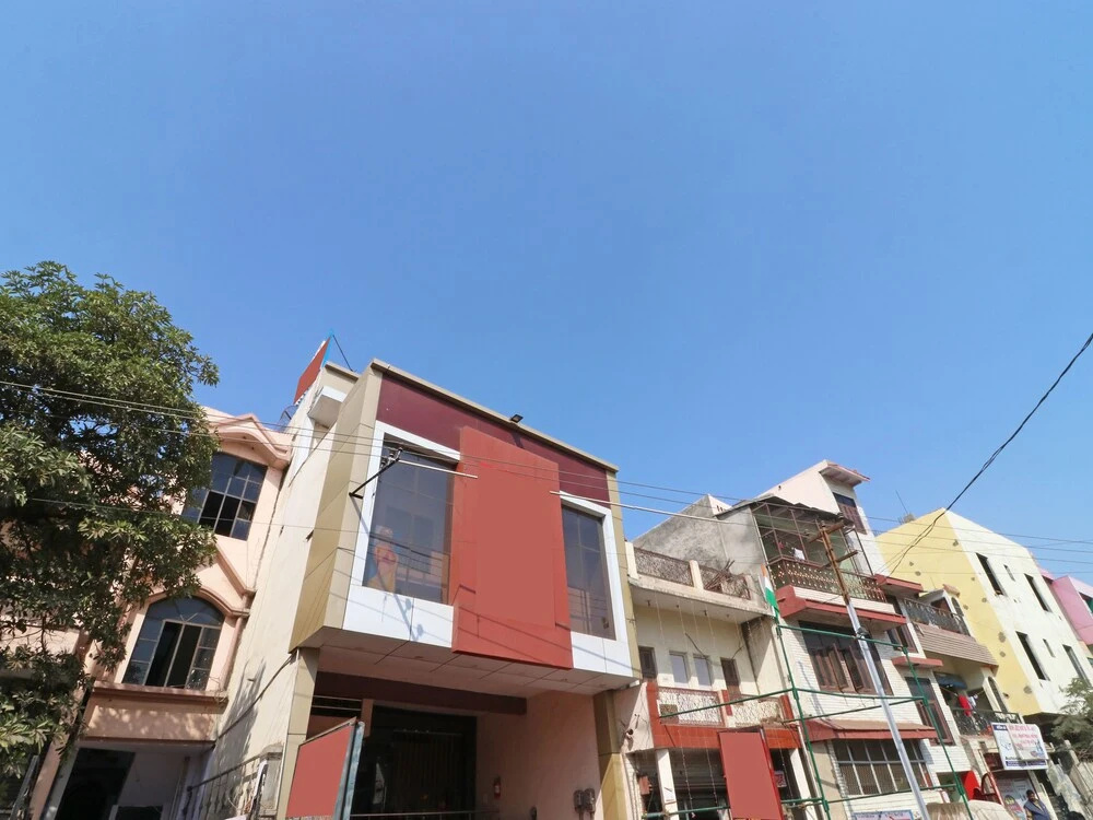 OYO 7885 Hotel Myraa
