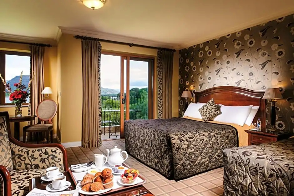 Deluxe Double room (full double bed)