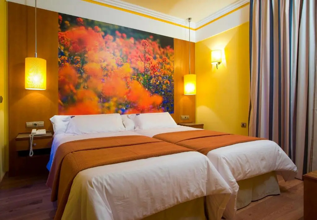 Suites Gran Via 44 Apartahotel - Chambres