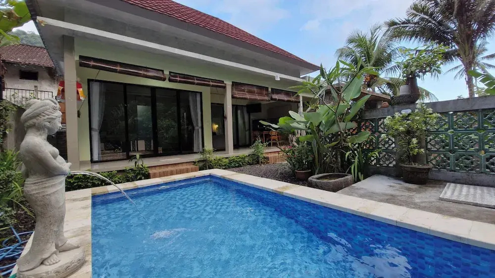 2 Bedrooms Family Villa with garden view