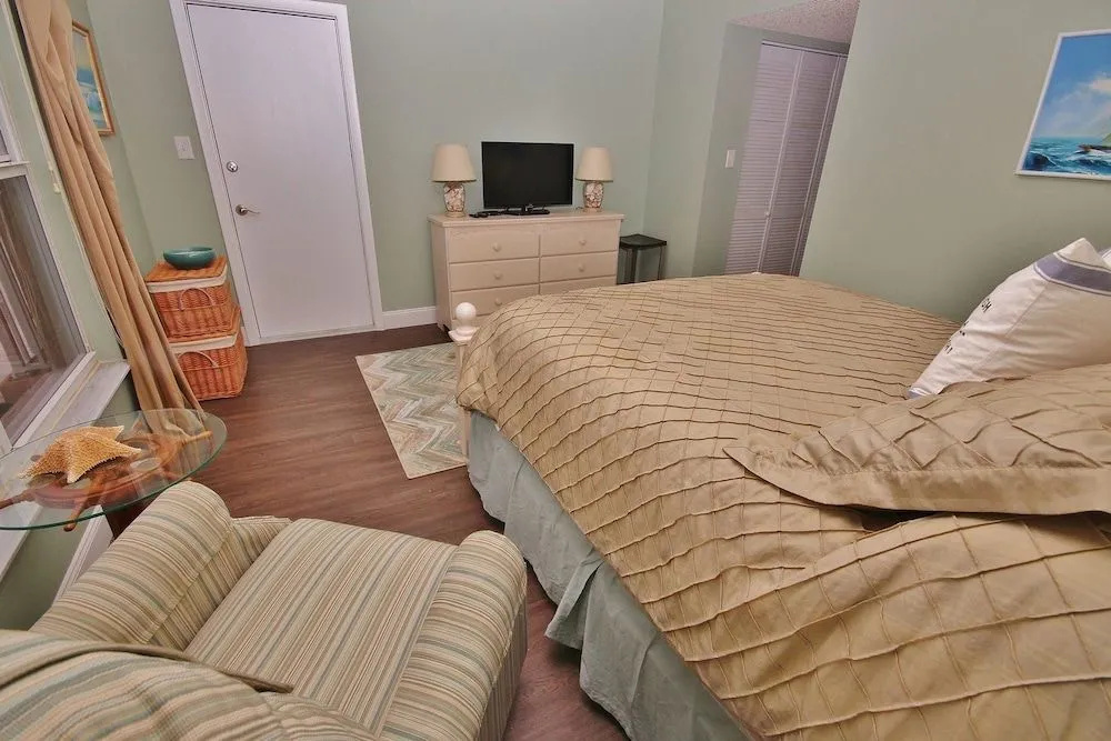 Sea Coast Gardens II 404 Apartment 2