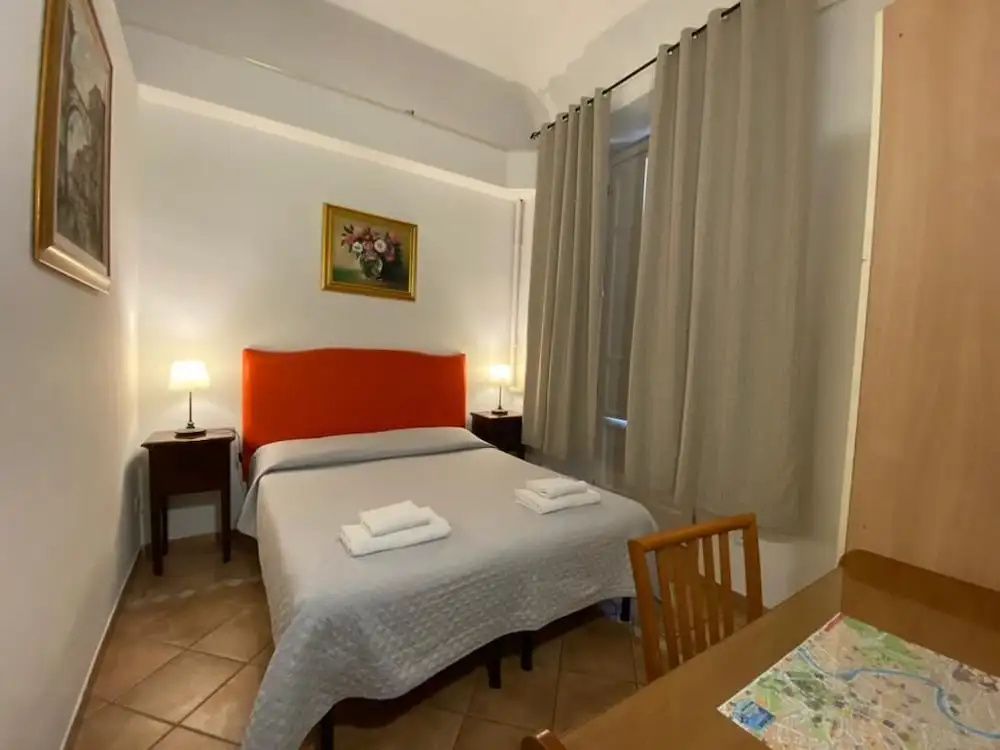 Standard Double room with balcony (full double bed)