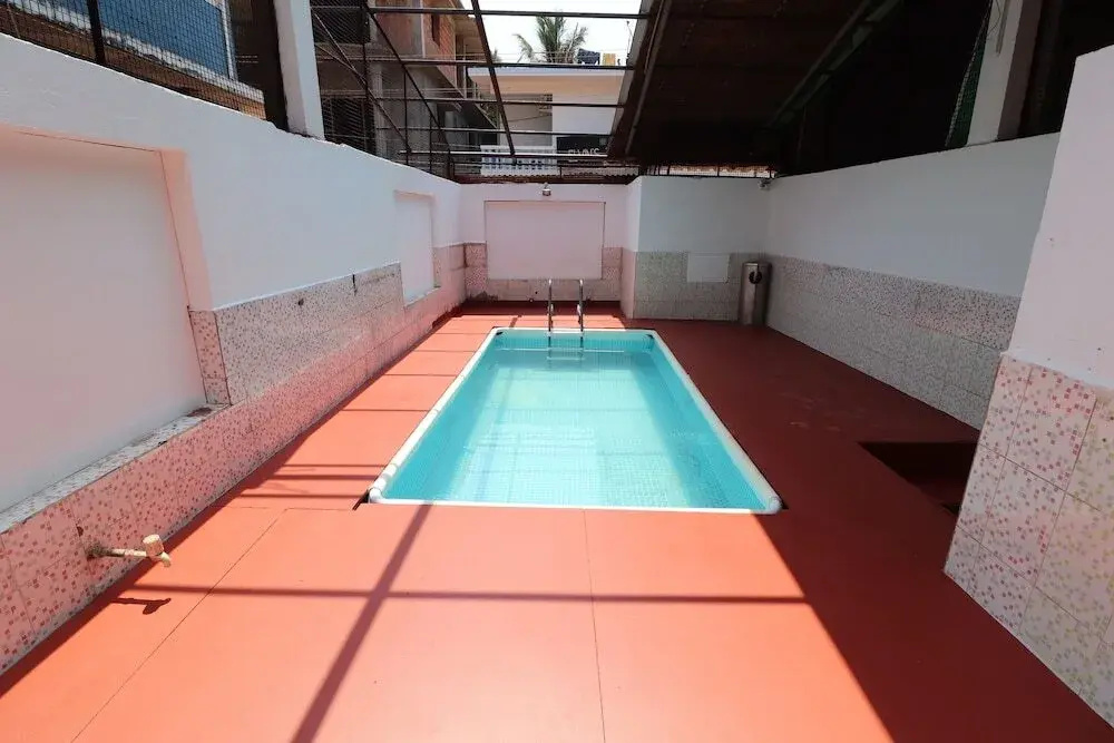 OYO 85106 Hotel Elvin,s Place