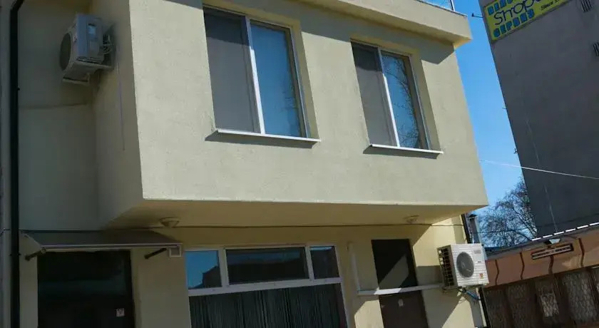 Guest Rooms Tivona