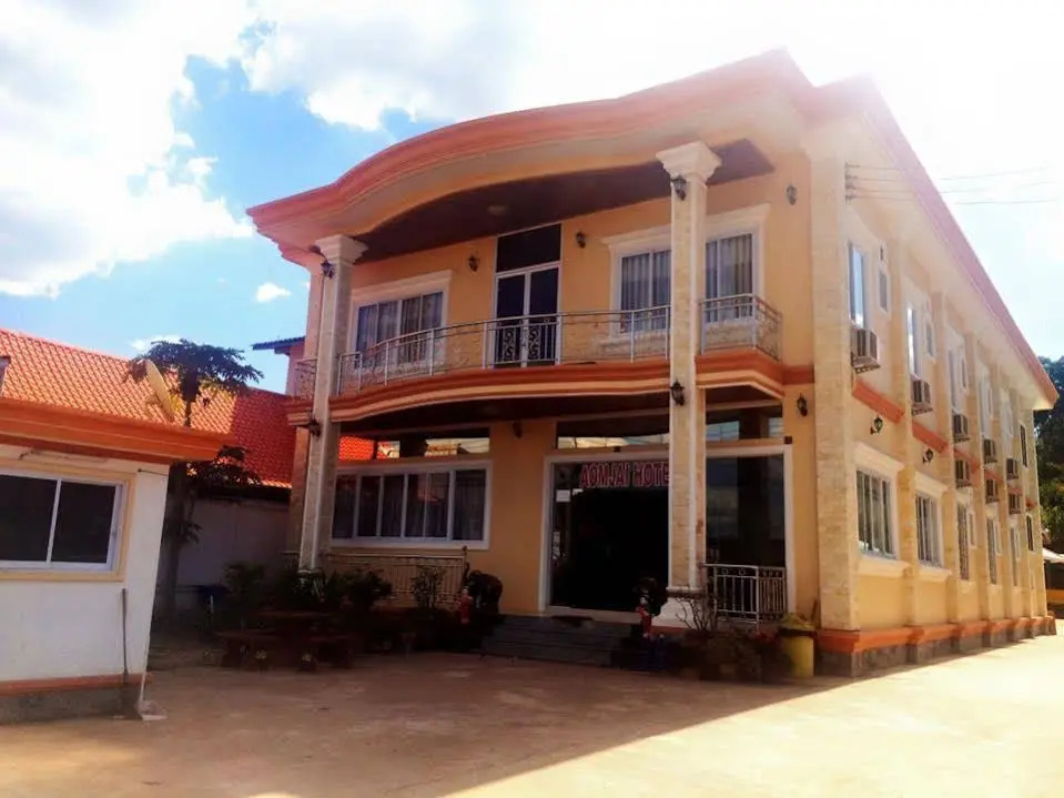 Aom Chai Hotel