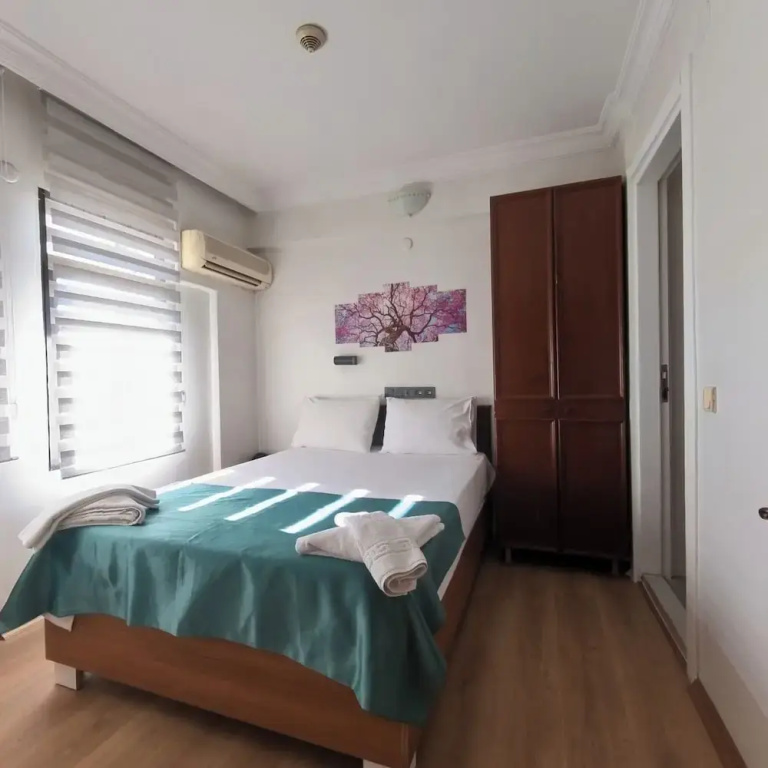 Standard Double room with balcony and with sea view (full double bed)
